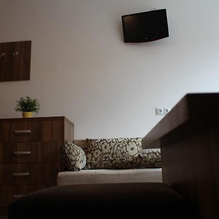 Apartamenty i Pokoje Gościnne DZIEDZIC Józef Suche Exterior foto