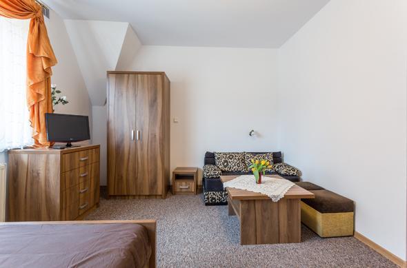 Apartamenty i Pokoje Gościnne DZIEDZIC Józef Suche Exterior foto
